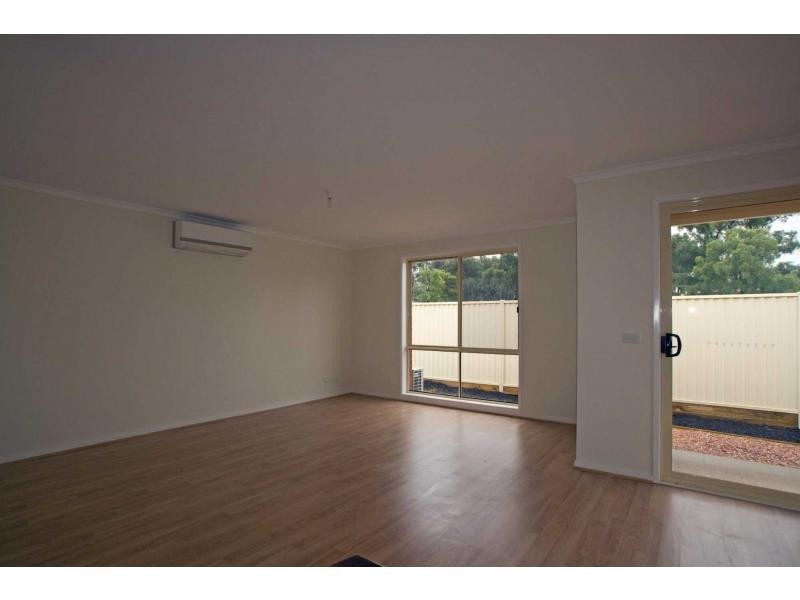 9/10 Druid Street, Golden Square VIC 3555
