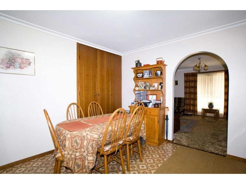 Flora Hill VIC 3550
