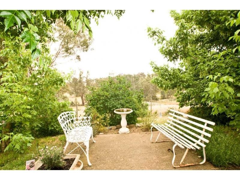 Ravenswood VIC 3453