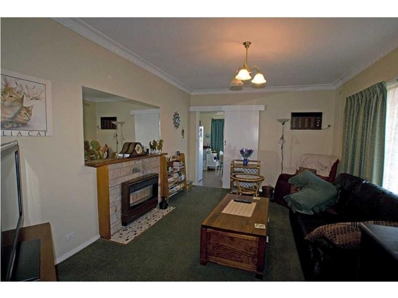 1 Grace Street, White Hills VIC 3550
