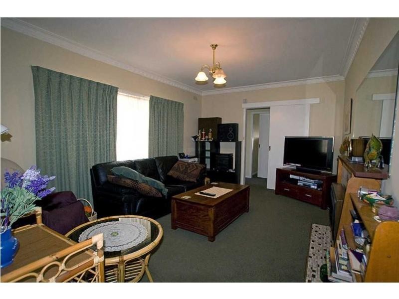 1 Grace Street, White Hills VIC 3550