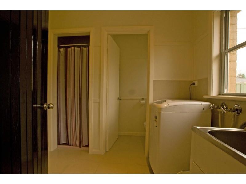 *24 Bay Street, Golden Square VIC 3555