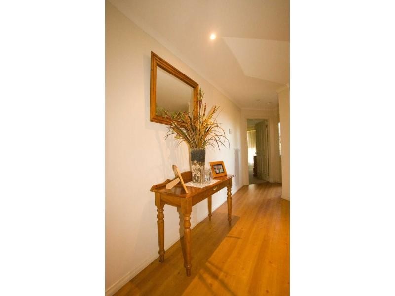 Epsom VIC 3551