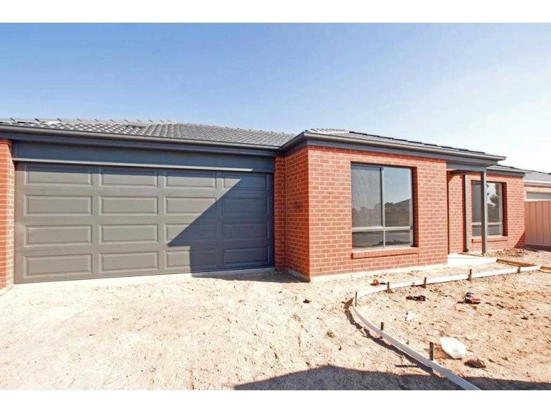 96 Bassett Drive, Strathfieldsaye VIC 3551