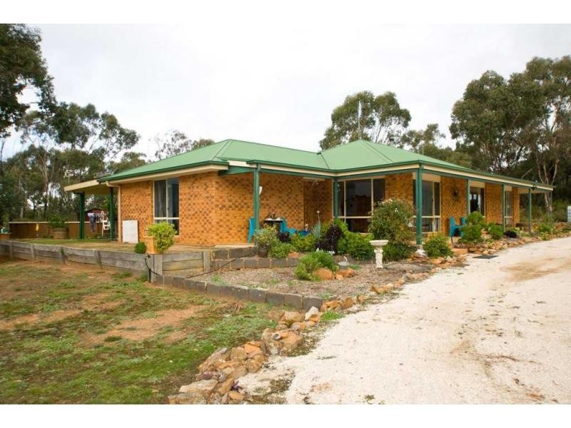 70 Ellesmere Drive, Axedale VIC 3551