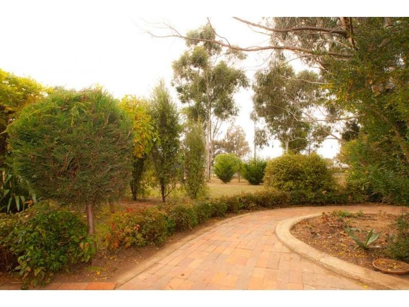 Epsom VIC 3551