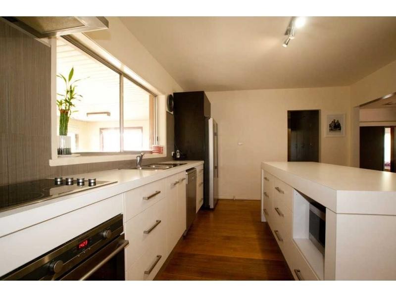 123 Reservoir Road, Strathdale VIC 3550