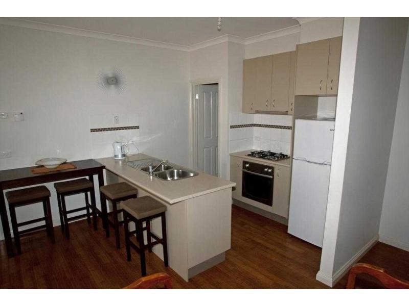 Unit 1/379 High Street, Golden Square VIC 3555