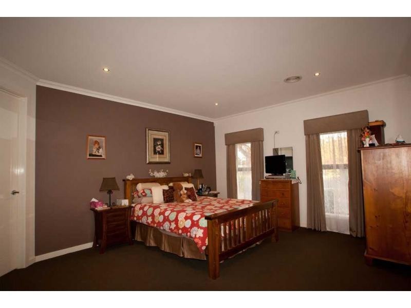 Epsom VIC 3551