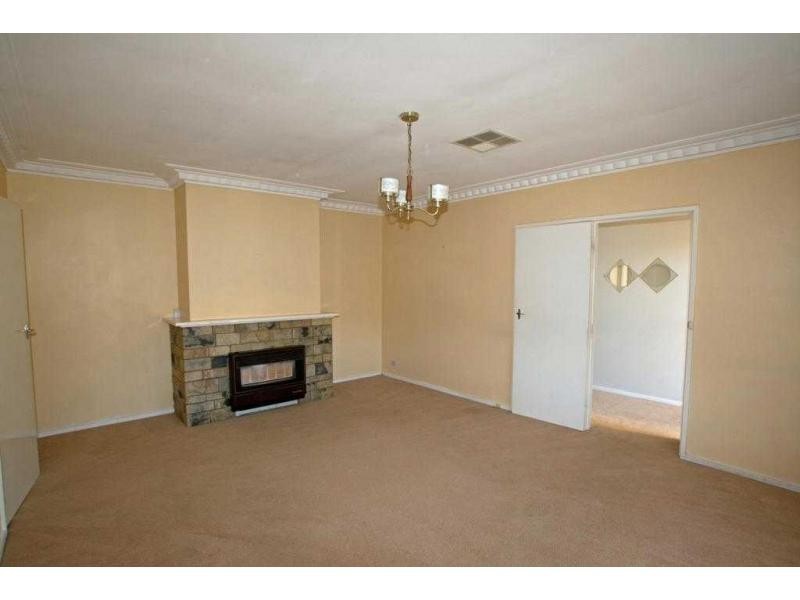 33 Curtin Street, Flora Hill VIC 3550