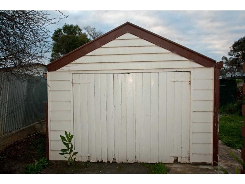 5 Hollow Street, Golden Square VIC 3555