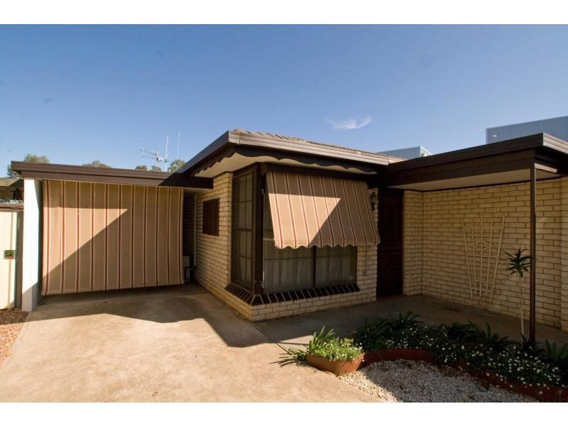 Unit 1/82 High Street, Kangaroo Flat VIC 3555