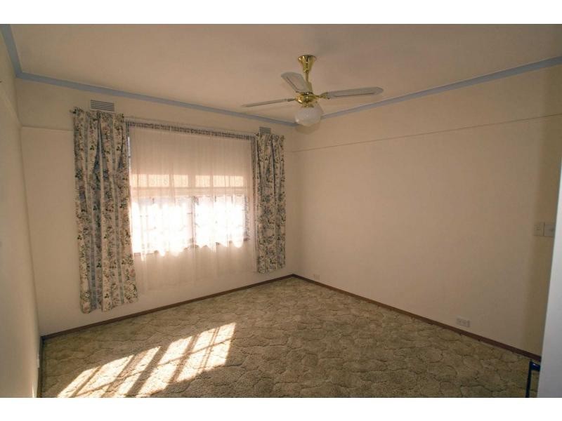 Unit 1/82 High Street, Kangaroo Flat VIC 3555