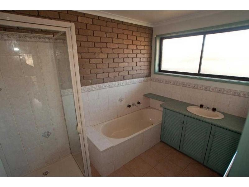 2/188 McIvor Road, Strathdale VIC 3550