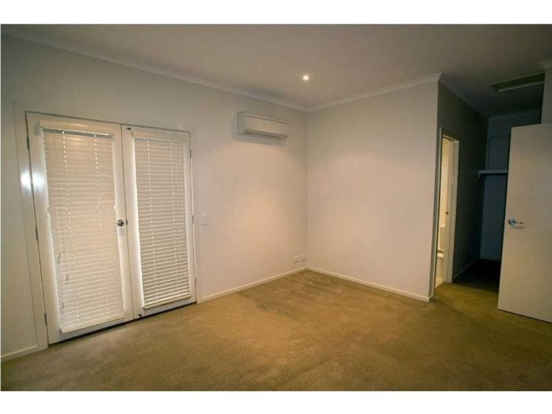 Villa 2/105 Sternberg Street, Bendigo VIC 3550