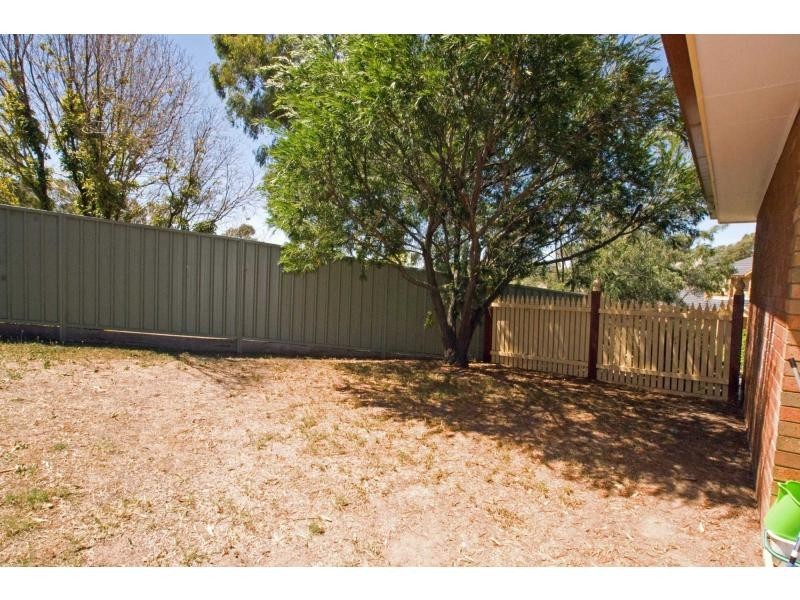 3/3 McKay Crescent, Strathdale VIC 3550