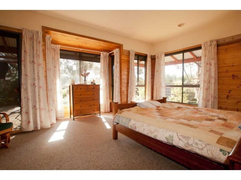 1067 Bendigo-Maryborough Road, Lockwood VIC 3551