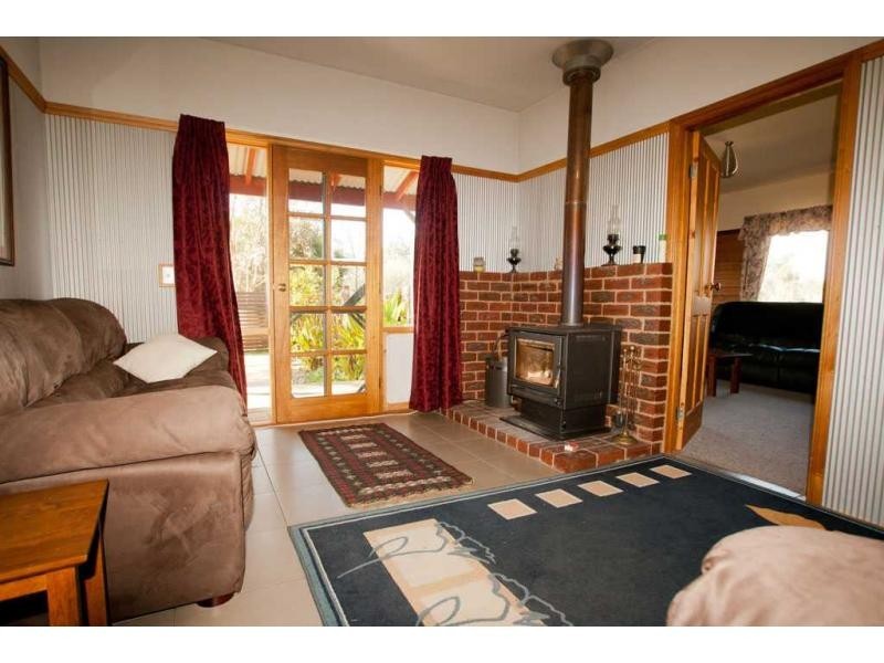 1067 Bendigo-Maryborough Road, Lockwood VIC 3551