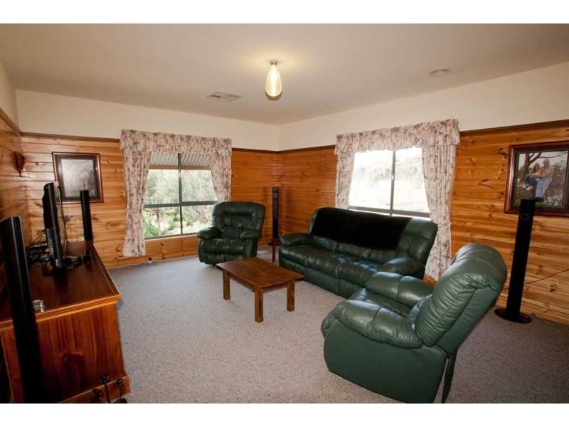 1067 Bendigo-Maryborough Road, Lockwood VIC 3551