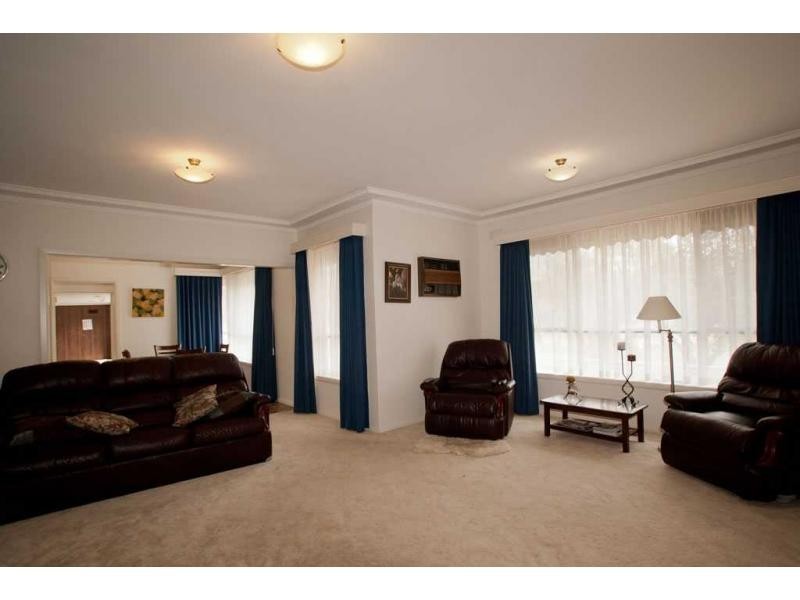 Flora Hill VIC 3550