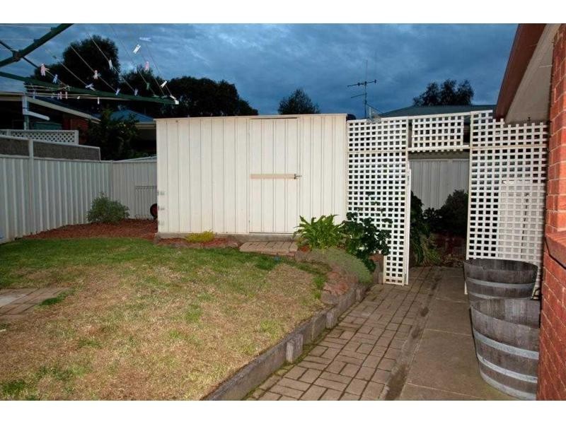 31 Pattison Drive, Kangaroo Flat VIC 3555