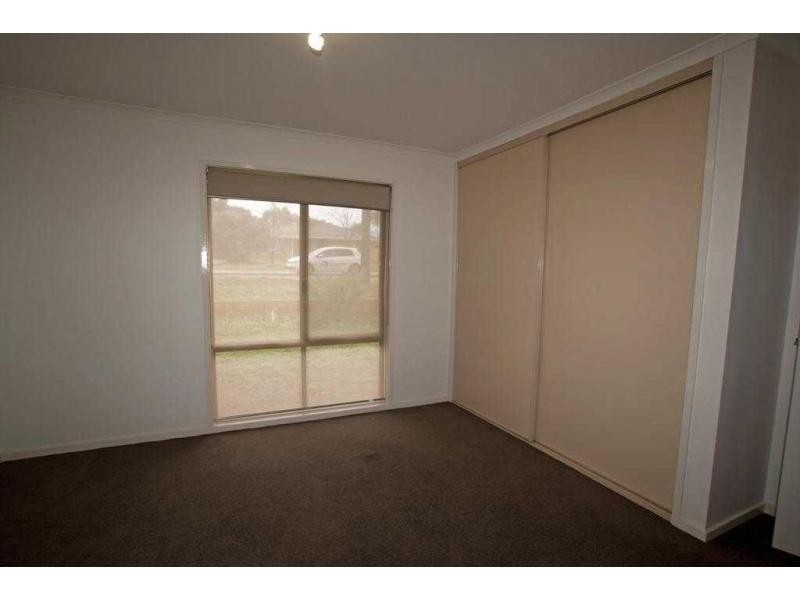 22 John Street, Kangaroo Flat VIC 3555