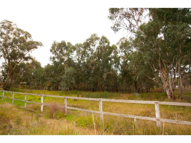 Ravenswood VIC 3453