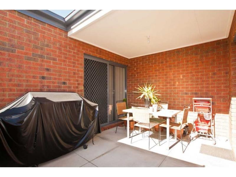 9 Diamond Avenue, White Hills VIC 3550