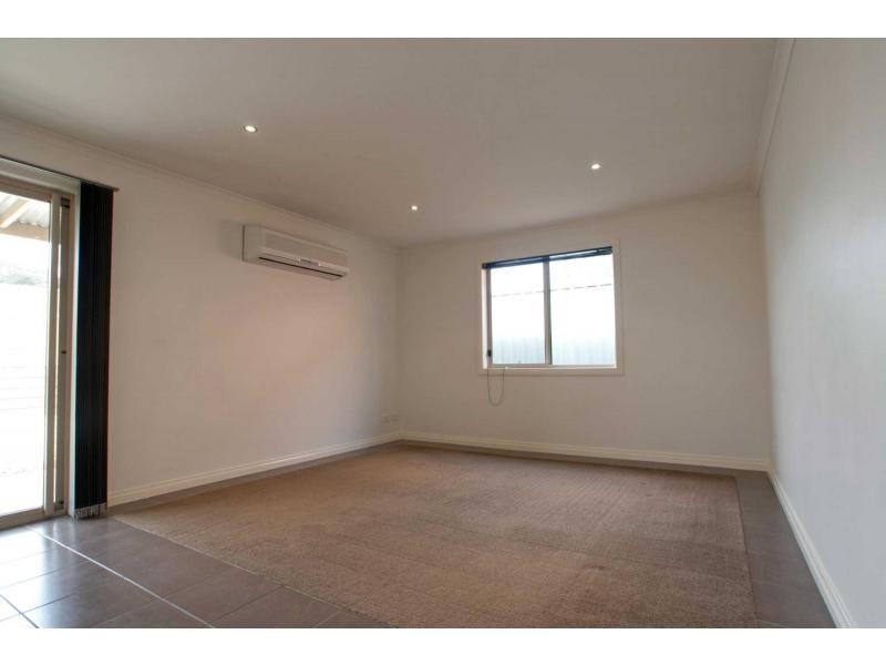 2/5748 Calder Highway, Kangaroo Flat VIC 3555