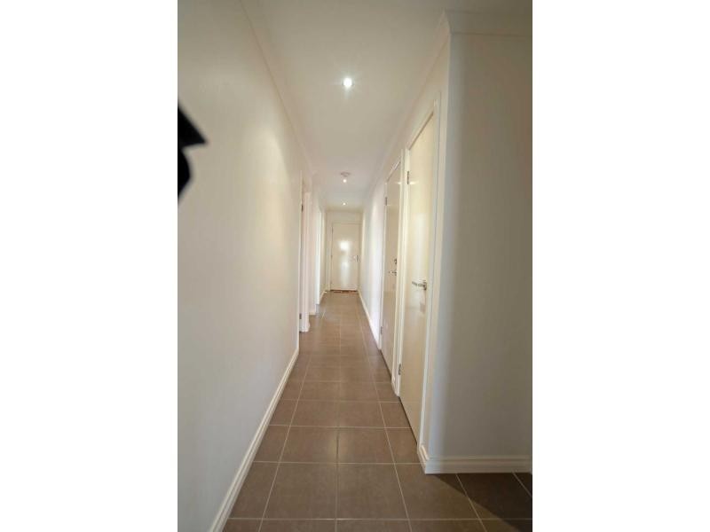 2/5748 Calder Highway, Kangaroo Flat VIC 3555