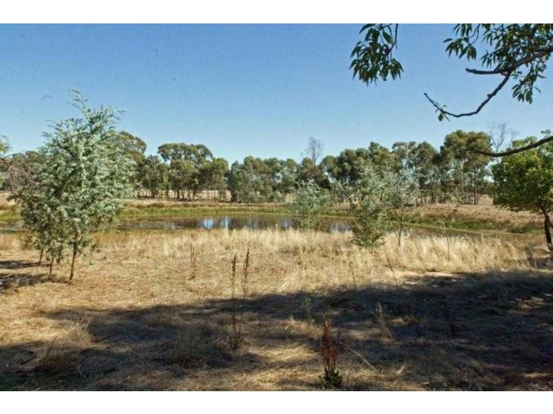 114 Taylors Lane, Strathfieldsaye VIC 3551