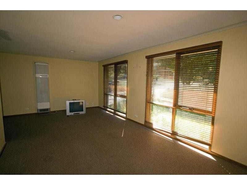 37 Harley Street, Strathdale VIC 3550