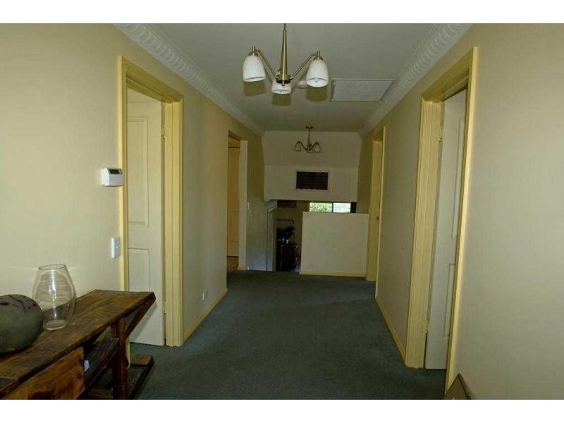 2/15 Claire Court, Kennington VIC 3550