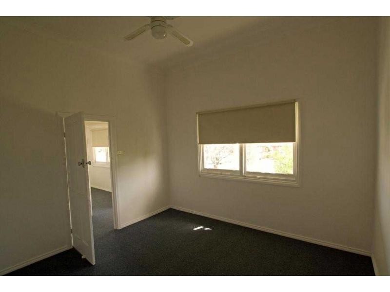 6 Pine Street, Eaglehawk VIC 3556