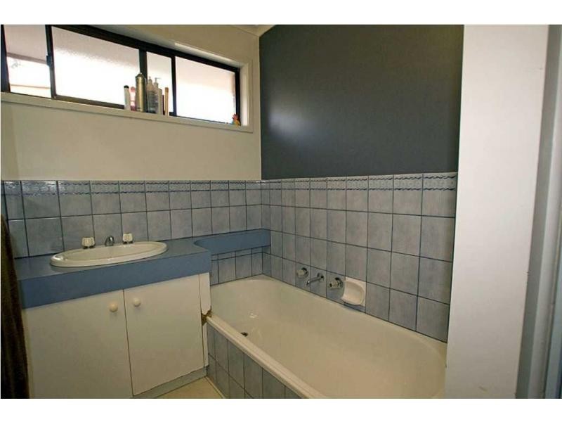 Unit 1/13 Allison Street, Kennington VIC 3550