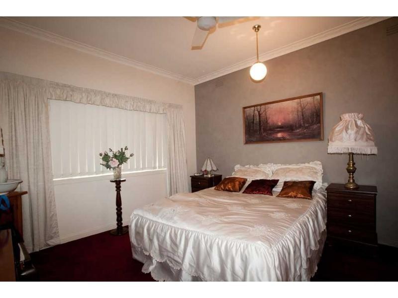 Golden Square VIC 3555