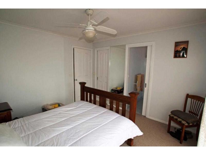 4 Gondolier Terrace, Golden Square VIC 3555