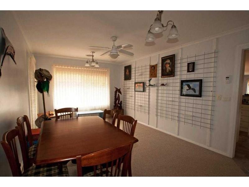 4 Gondolier Terrace, Golden Square VIC 3555
