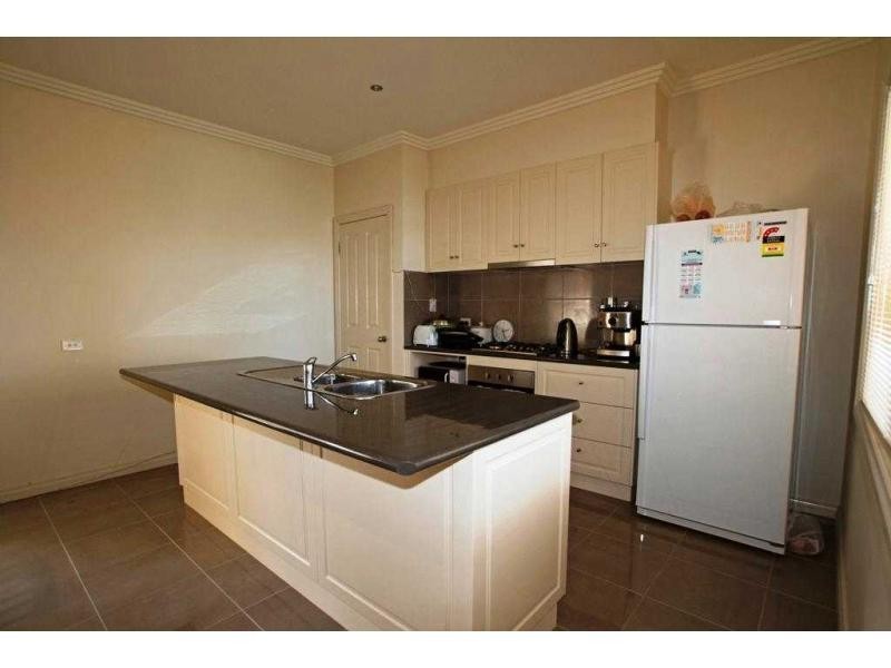1 Greenwood Drive, Kennington VIC 3550