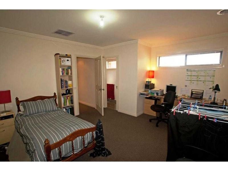 1 Greenwood Drive, Kennington VIC 3550