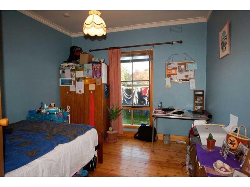 Flora Hill VIC 3550
