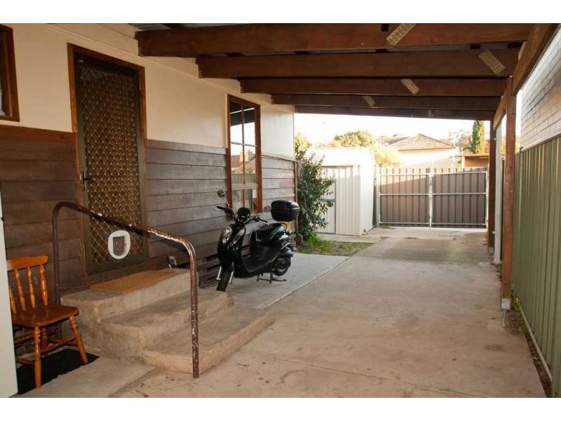 Flora Hill VIC 3550