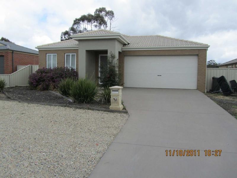 14 Mulga Avenue, Epsom VIC 3551