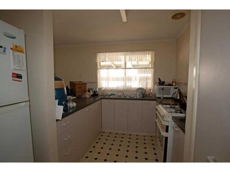 4 Lobb Street, North Bendigo VIC 3550