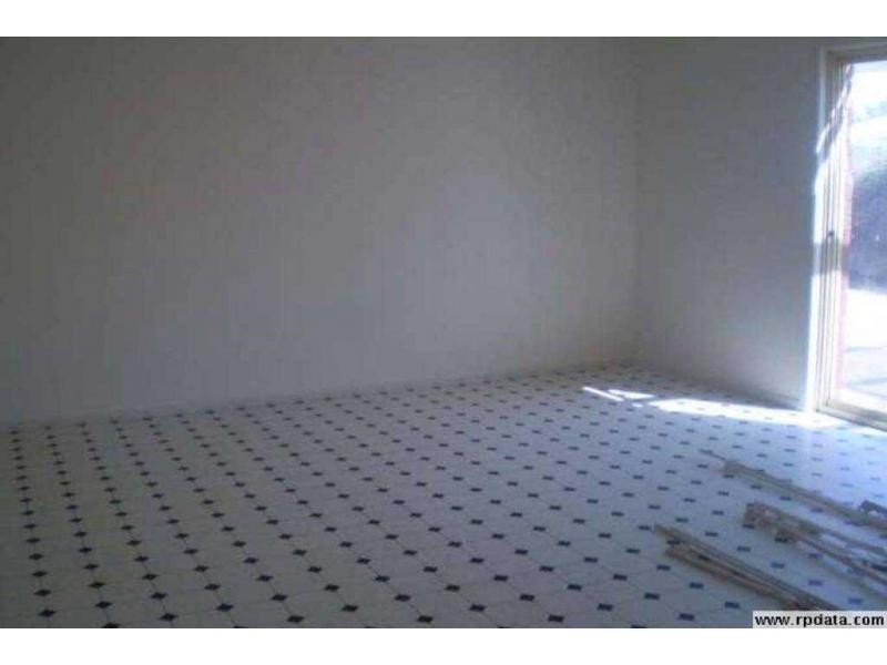 4 Lobb Street, North Bendigo VIC 3550