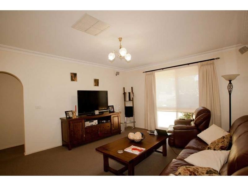 Flora Hill VIC 3550