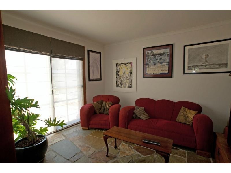 41 Houston Street, Quarry Hill VIC 3550