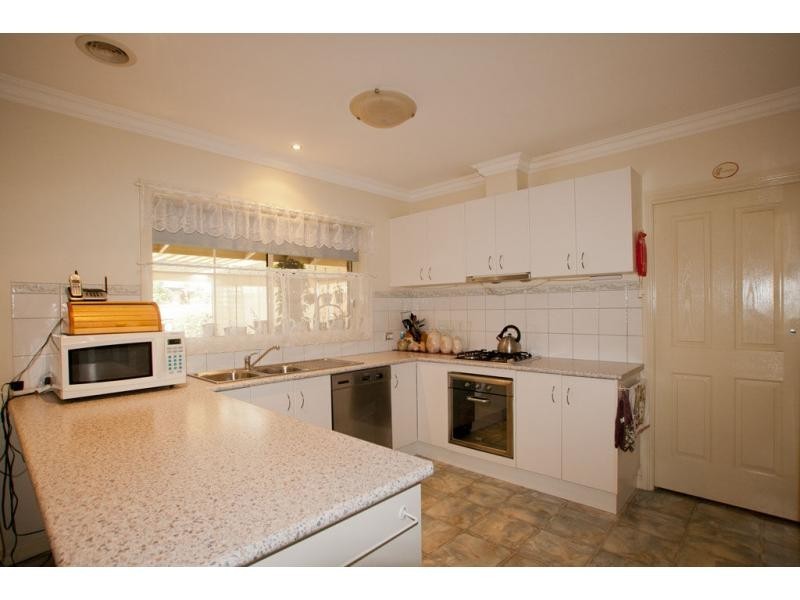 Epsom VIC 3551