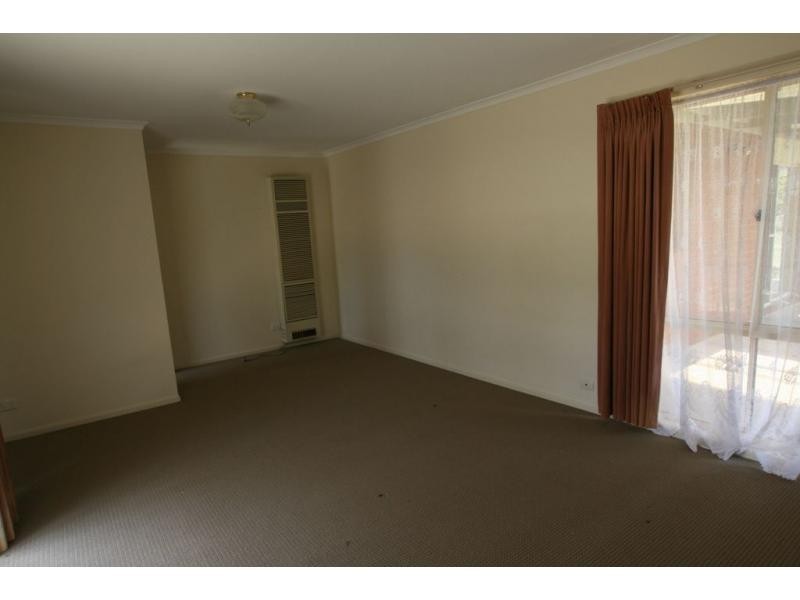 4 .Lobb Street, North Bendigo VIC 3550