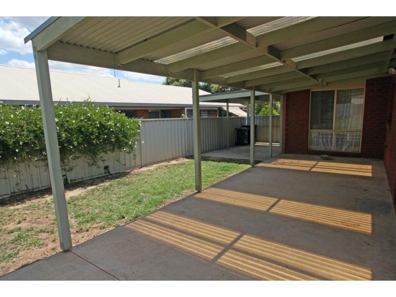 4 .Lobb Street, North Bendigo VIC 3550